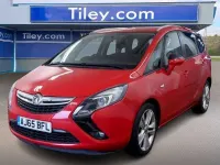 Used Vauxhall Zafira SRi 140 HP (102 kW) 2015 Red MPV