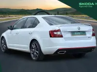 Used Skoda Octavia vRS 241 HP (177 kW) 2018 White Hatchback