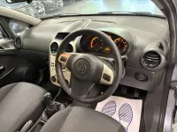 Begagnad Vauxhall Corsa Active 2009 Silver Halvkombi