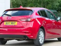 Used Mazda 3 120 HP (88 kW) 2017 Red Hatchback