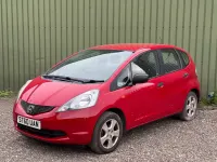 Used Honda Jazz SE 90 HP (66 kW) 2010 Red Hatchback
