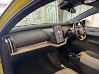 Usado Volvo EX30 Plus 200 kW (272 HP) 2024 Amarelo SUV