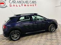 Used Citroën C4 Cactus Feel 2017 Mauve/purple Hatchback