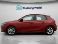 Usado Vauxhall Corsa Design Edition 75 HP (55 kW) 2023 Vermelho Citadino