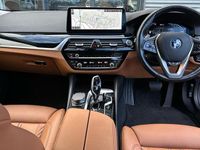 Used BMW 530e Comfort Edition 288 HP (211 kW) 2023 Black Estate