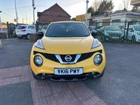 Used Nissan Juke N-Connecta 115 HP (84 kW) 2016 Yellow SUV