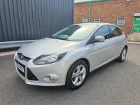 Used Ford Focus Zetec 125 HP (91 kW) 2011 Silver Hatchback