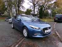 Used Mazda 3 121 HP (88 kW) 2017 Blue Hatchback