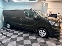 Begagnad Renault Trafic Business 2022 Brun Minibuss