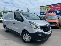 Używany Renault Trafic Business 2019 Srebrny Minivan