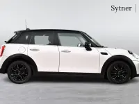 Used Mini Cooper Classic 134 HP (98 kW) 2023 White Hatchback