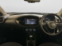 Used Toyota Aygo X PURE 72 HP (52 kW) 2025 SUV