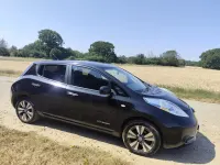 Used Nissan Leaf Tekna 80 kW (109 HP) 2013 Black Hatchback