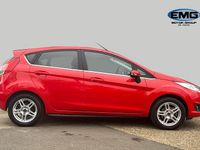 Used Ford Fiesta Zetec 105 HP (77 kW) 2013 Red Hatchback