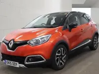 Used Renault Captur Signature 90 HP (66 kW) 2015 Red/black SUV