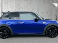 Used Mini Cooper Hatch 134 HP (98 kW) 2019 Blue Hatchback