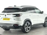 Second-hand Renault Austral Iconic Esprit Alpine 200 CP (147 kW) 2025 Alb SUV