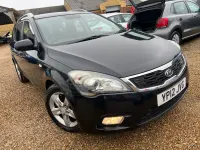 Used Kia Ceed 113 HP (83 kW) 2012 Black Hatchback