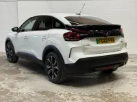 Used Citroën e-C4 Shine 98 kW (134 HP) 2022 White Hatchback