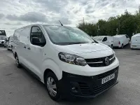 Used Vauxhall Vivaro 100 HP (73 kW) 2019 White MPV