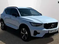 Usado Volvo XC40 Plus 194 CV (142 kW) 2024 Azul SUV