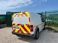 Used Ford Transit Connect 75 HP (55 kW) 2007 White MPV