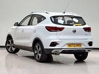 Usado MG ZS Excite 111 HP (81 kW) 2023 Branco SUV
