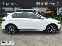 Usado Fiat Tipo Cross 128 HP (94 kW) 2025 Branco Citadino