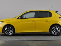 Used Peugeot 208 Active+ 100 HP (73 kW) 2023 Yellow Hatchback