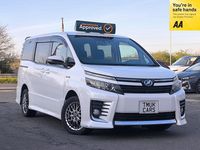 Used Toyota Voxy 2016 Pearl white MPV
