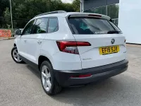 Used Skoda Karoq SE 150 HP (110 kW) 2019 White SUV