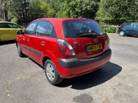 Used Kia Rio 97 HP (71 kW) 2009 Red Hatchback