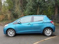 Used Toyota Yaris 101 HP (74 kW) 2012 Turquoise Hatchback