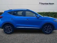 Usado MG ZS Exclusive 111 HP (81 kW) 2023 Azul SUV