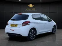 Used Peugeot 208 Allure Premium 2017 White Hatchback