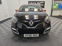 Used Renault Captur Dynamique 90 HP (66 kW) 2016 Black SUV