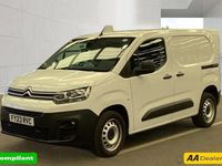 Used Citroën Berlingo PureTech 108 HP (79 kW) 2023 White MPV