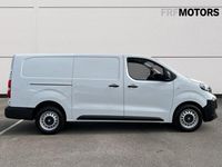 Used Vauxhall Vivaro 2024 P0pr kaolin white MPV