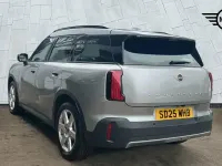 Usado Mini Countryman 168 CV (123 kW) 2025 Plateado SUV