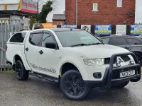 Używany Mitsubishi L200 176 KM (129 kW) 2013 Biały Pickup