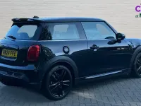 Used Mini Cooper Sport 204 HP (150 kW) 2024 Black Hatchback