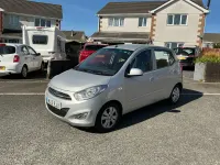 Usado Hyundai i10 Active 86 HP (63 kW) 2012 Prateado Citadino