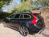 Usado Volvo V60 R-Design 2012 Preto Carrinha