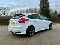 Used Ford Focus ST 2014 White Hatchback