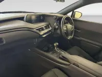 Used Lexus UX 184 HP (135 kW) 2022 Green SUV