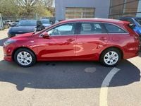 Used Kia Ceed 138 HP (101 kW) 2025 Red Hatchback