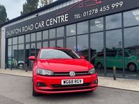 Used VW Polo SE 95 HP (69 kW) 2018 Red Hatchback