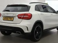 Begagnad Mercedes GLA220 AMG line 177 HK (130 kW) 2016 Vit SUV