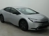 Usado Toyota Prius Design 220 CV (161 kW) 2025 Plateado Utilitario