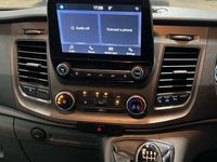 Used Ford Transit Custom Trend 105 HP (77 kW) 2022 White Van